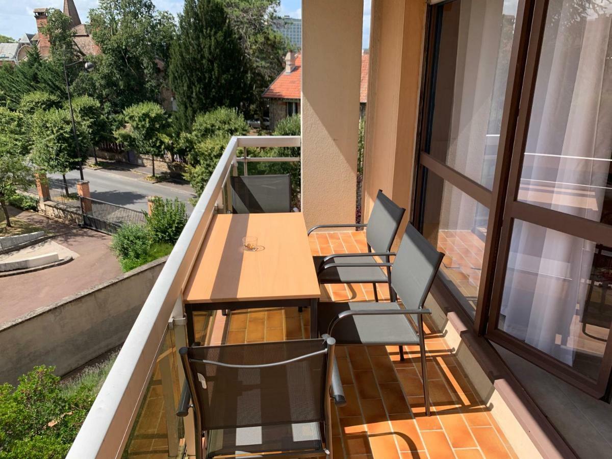 Grand Appartement A Louer Vue Sur Seine Melun Exterior photo