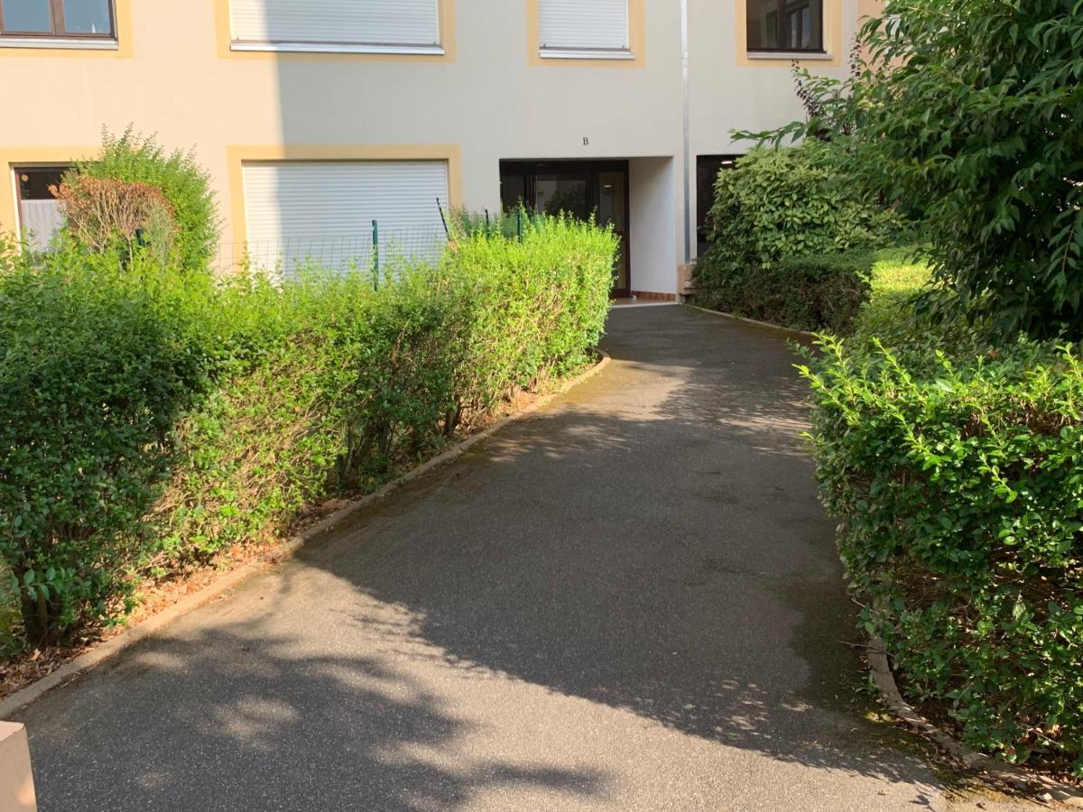 Grand Appartement A Louer Vue Sur Seine Melun Exterior photo